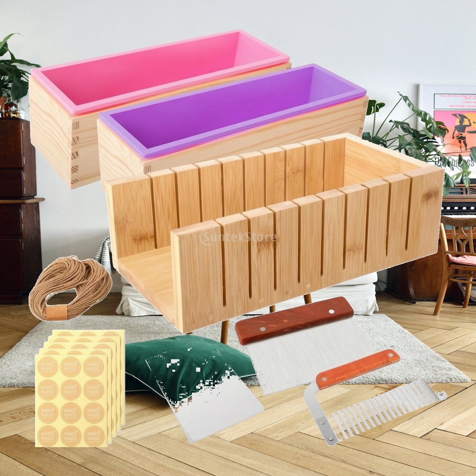 Soap Making Homemade - 木製フレーム、シリコン製型、カッターがセットになった石鹸作り用アクセサリー。手作り石鹸を作るための材料と、すぐに使えるラッピング用品も付属。