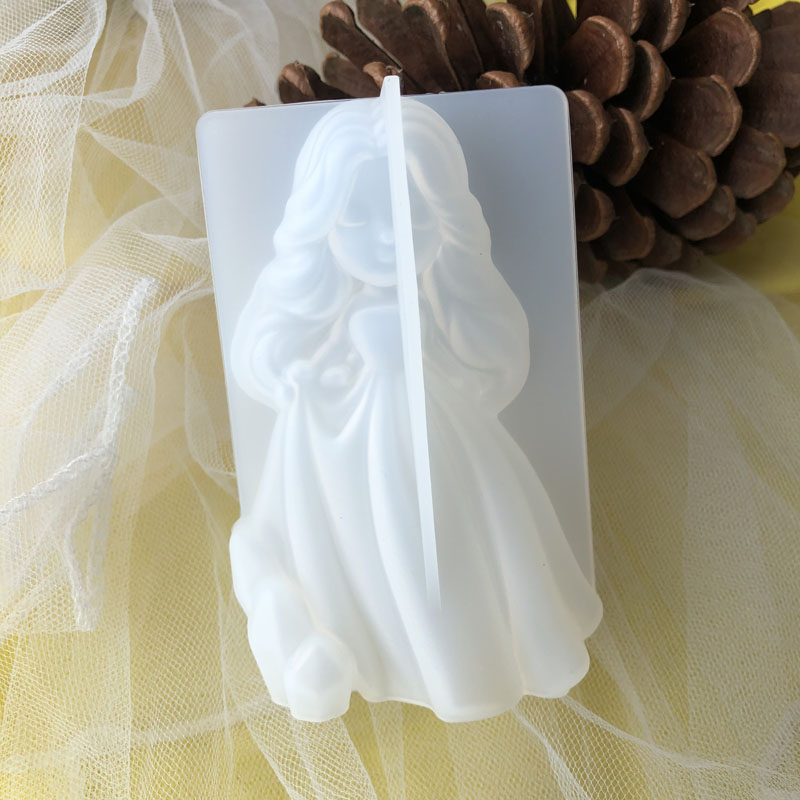 3D かわいいプリンセスシリコーンキャンドルモールド天使の女 - Soap Making Organic のレビューと価格