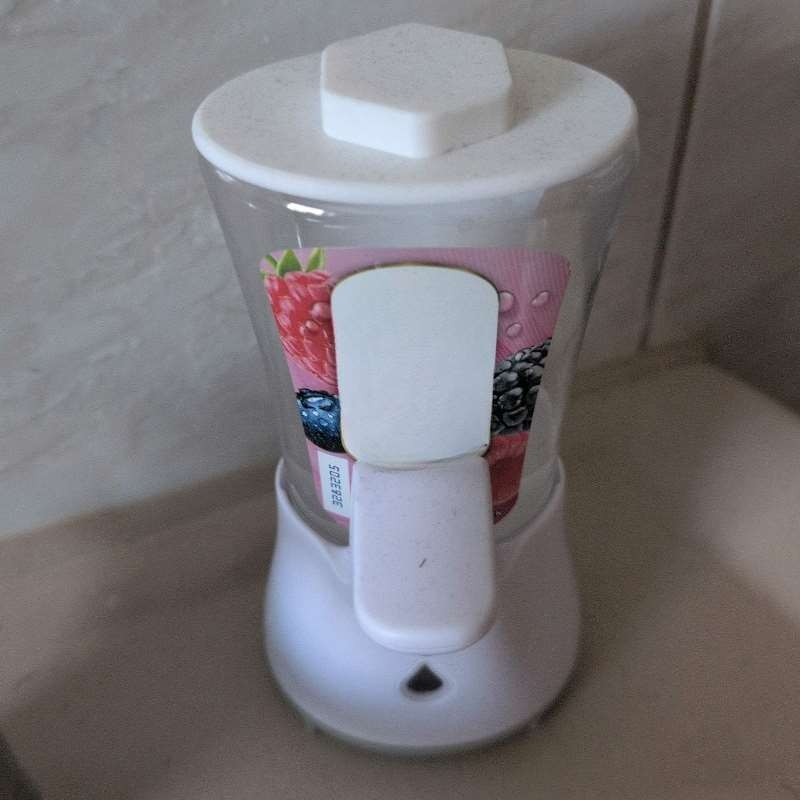 ナット型のソープディスペンサー交換用蓋、標準ポンプボトルに対 - Soap Making Jar のレビューと価格
