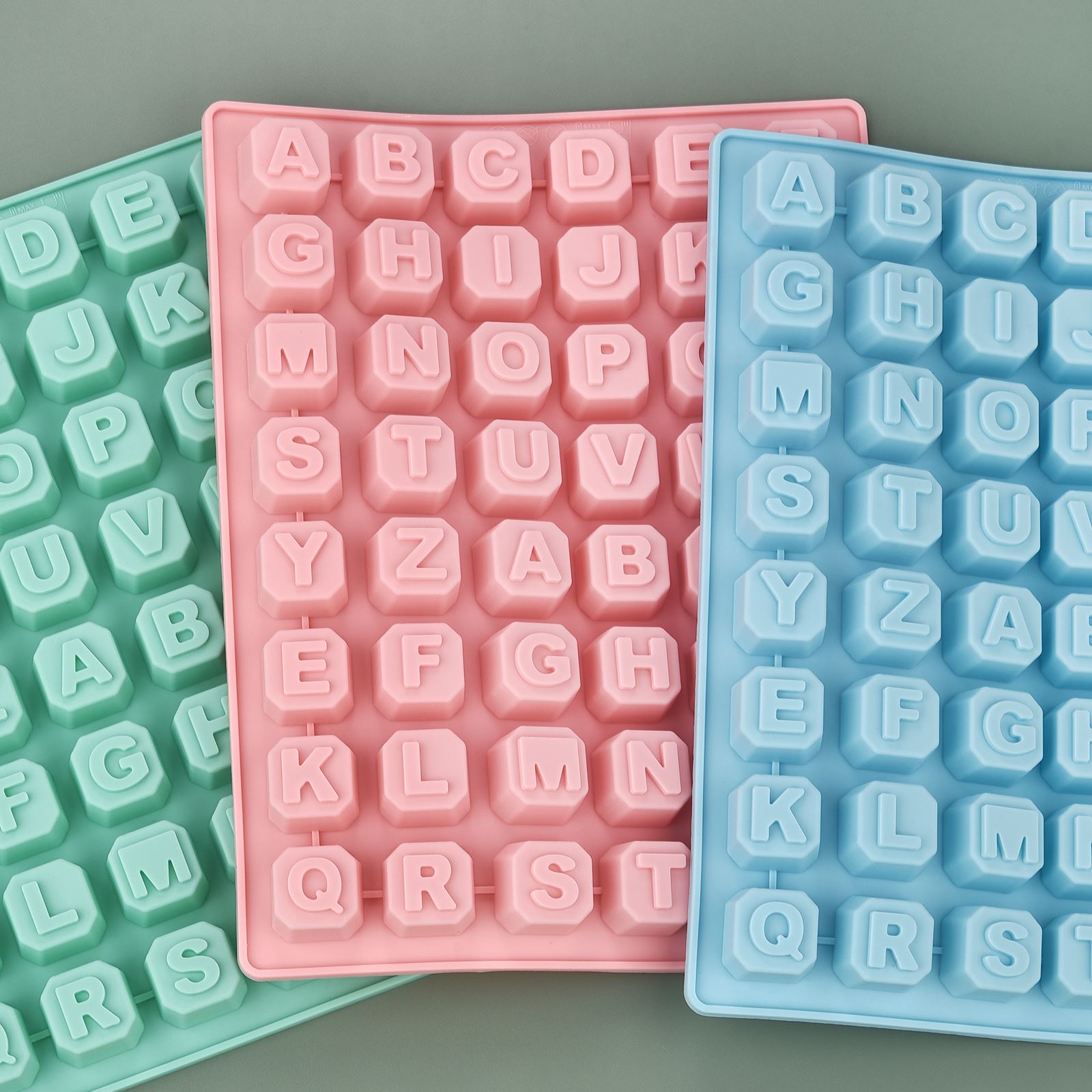 48 文字英語アルファベット文字シリコーン型石鹸型ケーキカッ - Soap Making Organic のレビューと価格