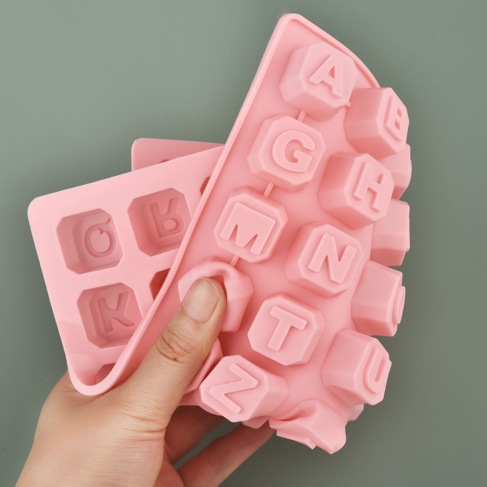 48 文字英語アルファベット文字シリコーン型石鹸型ケーキカッ - Soap Making Organic のレビューと価格